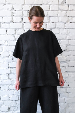 Short Sleeve Base Top | Lin | Sort